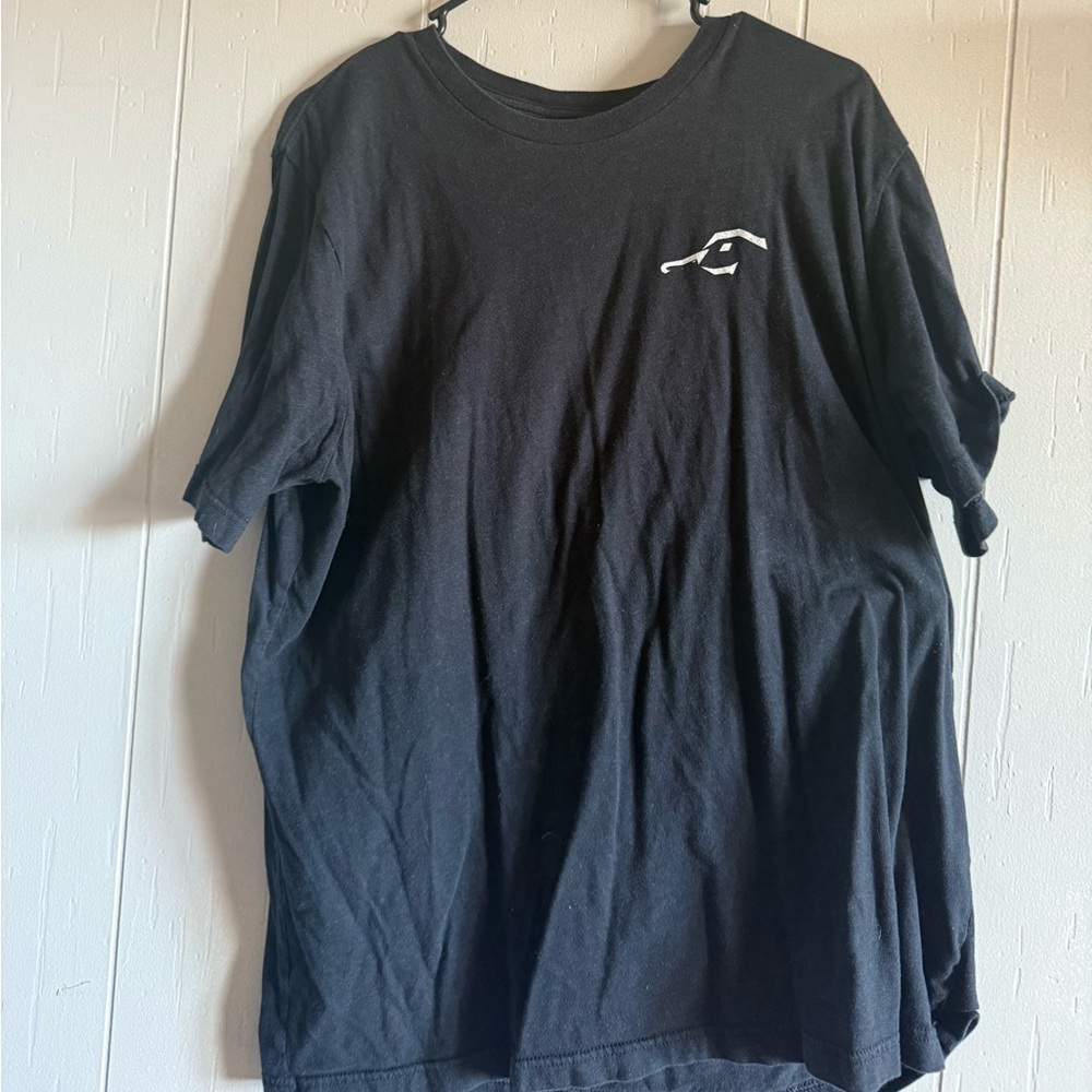 Dux xl t shirt